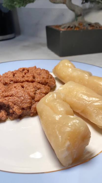 Bobolo (Round) – Traditional Cameroonian Fermented Cassava